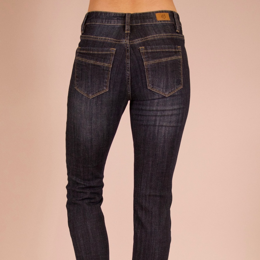 Skinny Crops - Picture 3 of 4